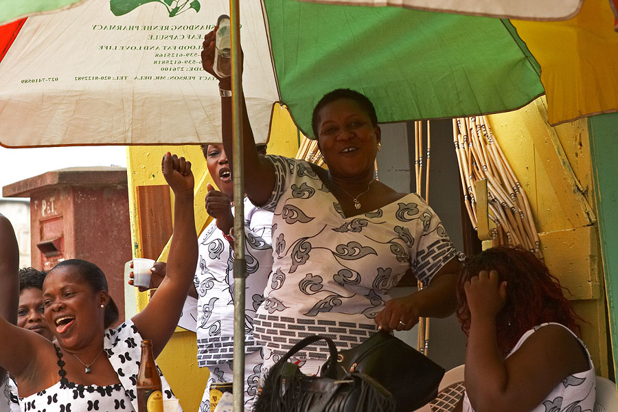 346   Accra Hearts of Oak (phobio) wins the CAF Confederation Cup 2005